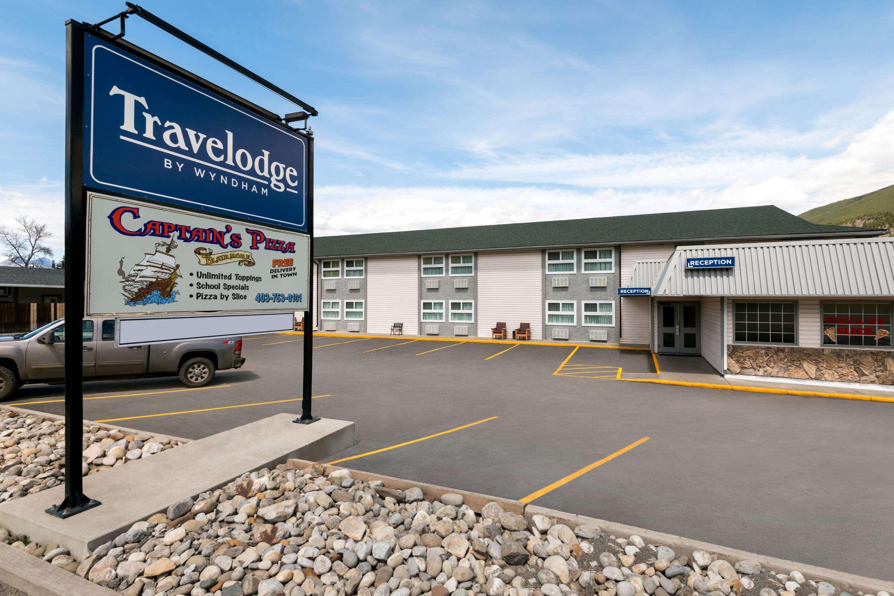 Travelodge By Wyndham Blairmore Exterior photo